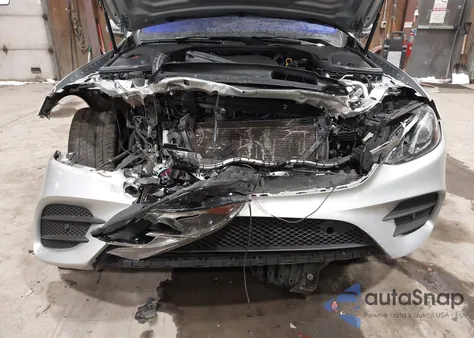 2019 Mercedes-Benz E 300 4Matic from USA, damaged, VIN WDDZF4KB9KA566723